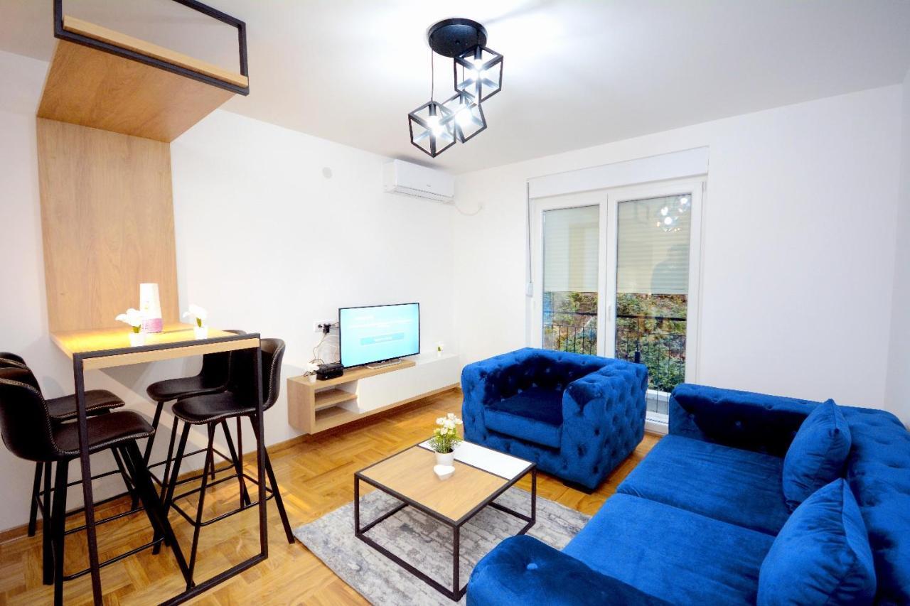 Cvetkovic Lux Аpartmani & Free Garaza Apartment Vrnjacka Banja Bagian luar foto