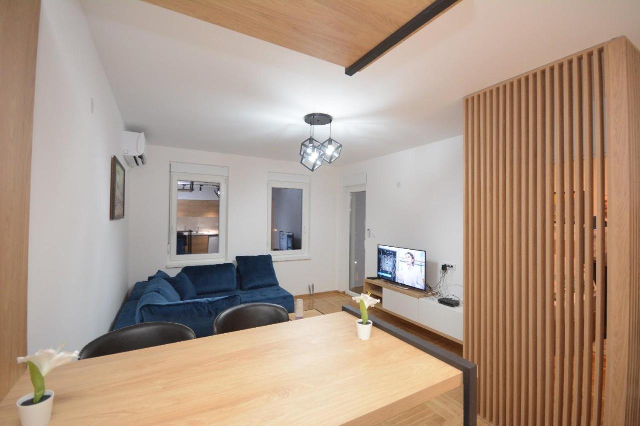 Cvetkovic Lux Аpartmani & Free Garaza Apartment Vrnjacka Banja Bagian luar foto