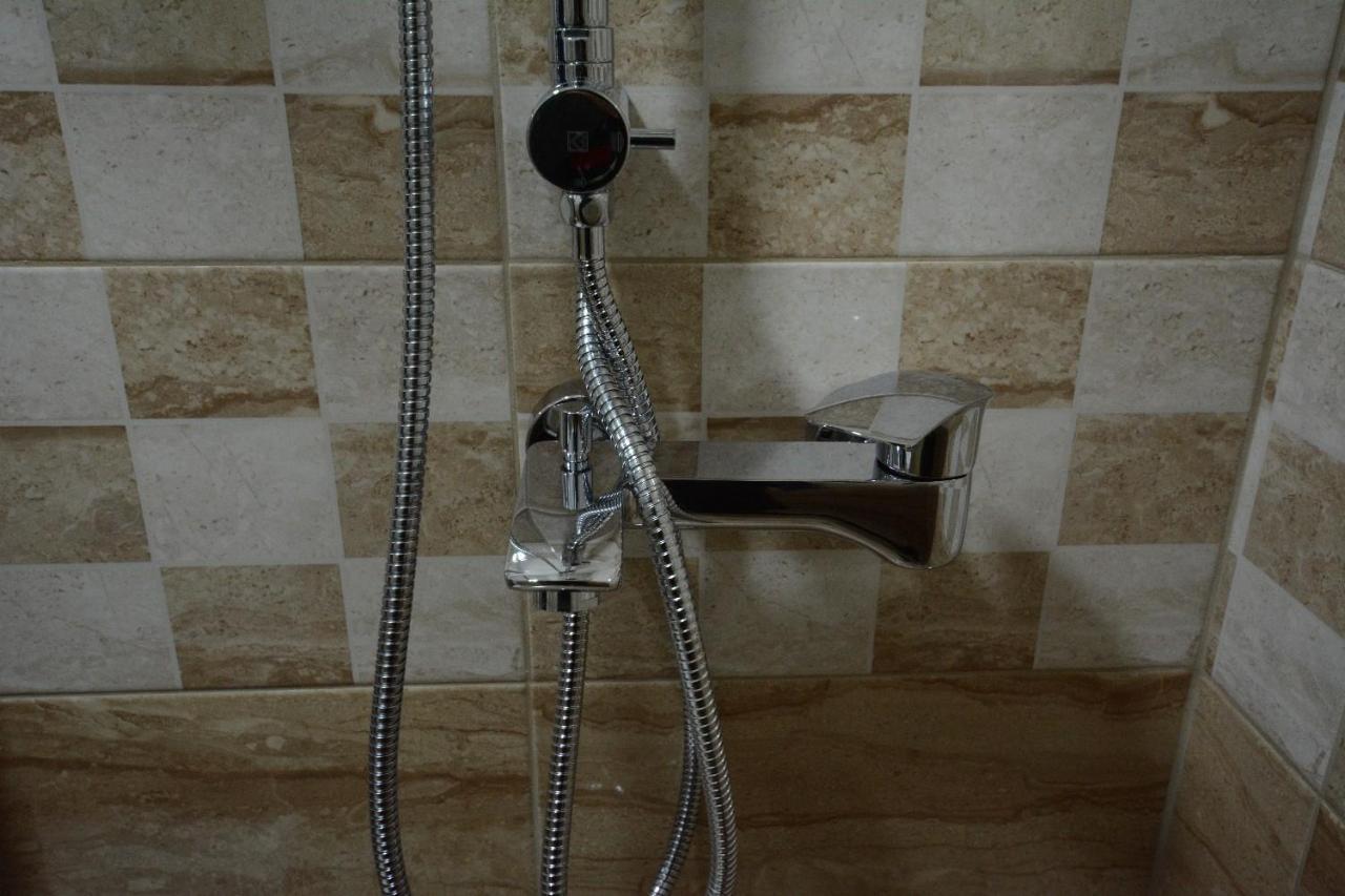 Cvetkovic Lux Аpartmani & Free Garaza Apartment Vrnjacka Banja Bagian luar foto